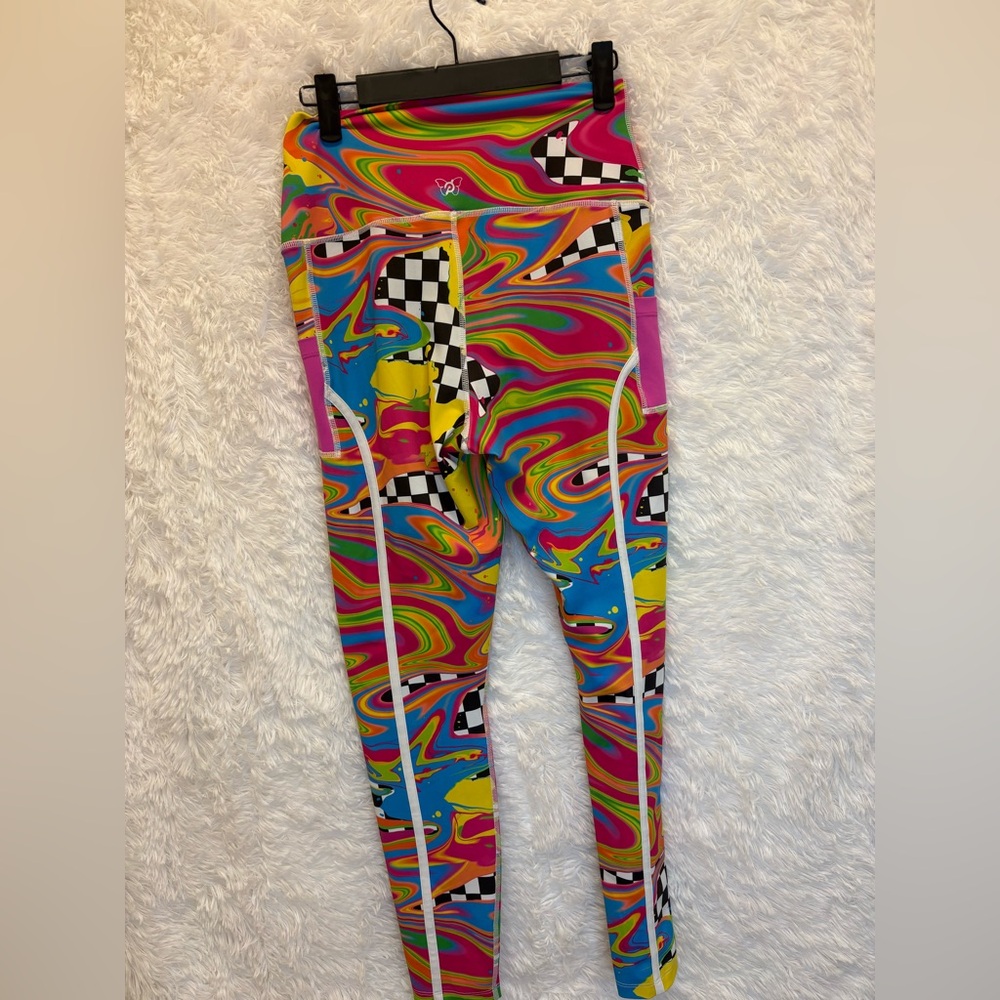 🌈 Peloton x Brittany Allen Printed Cargo Leggings | Activewear | Size Medium 🌈✨ - Picture 12 of 17